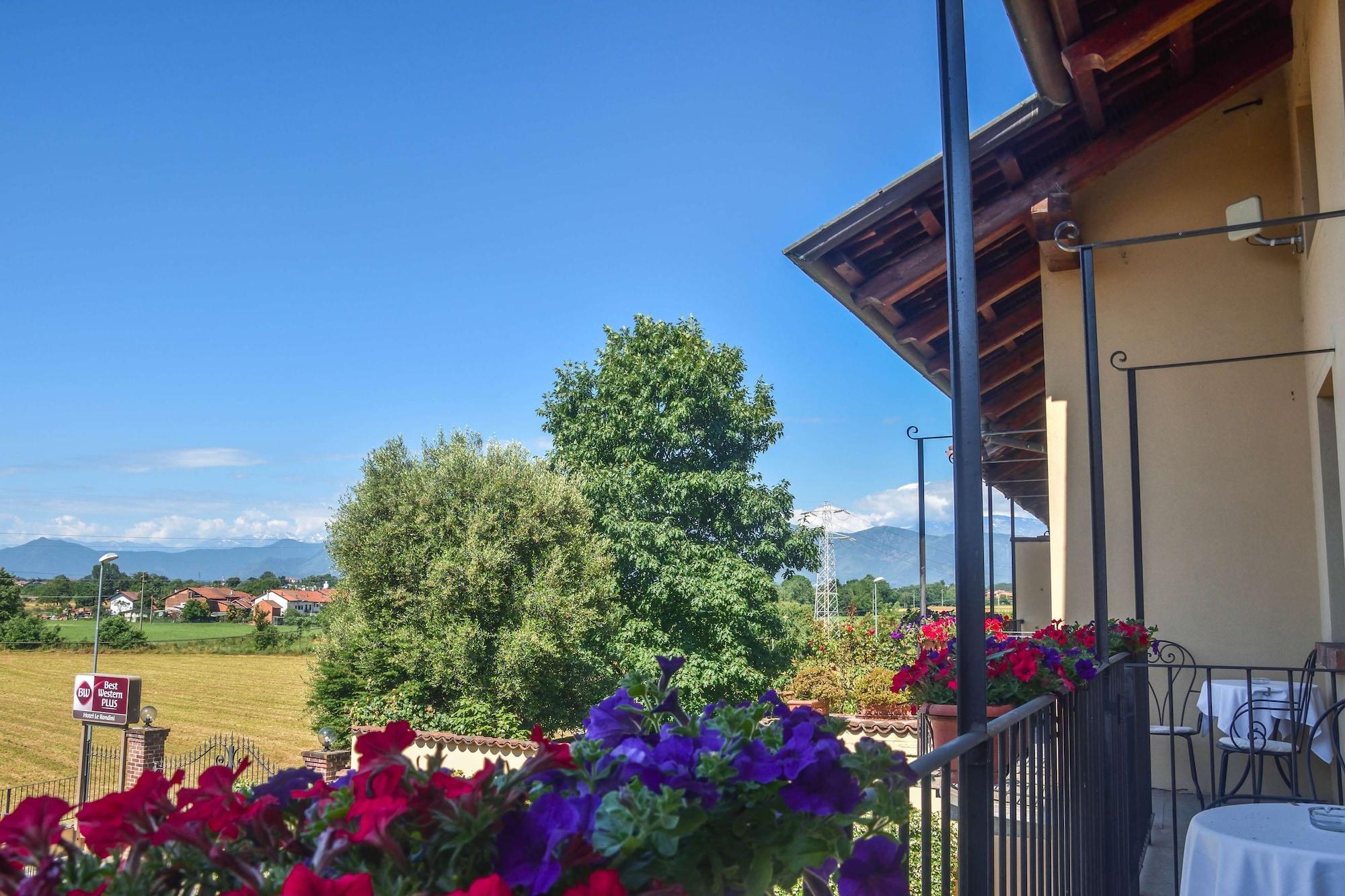 Best Western Plus Hotel Le Rondini San Francesco al Campo Exterior photo
